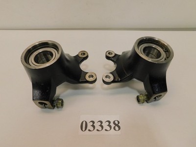 2016 Arctic Cat Alterra 450 OEM Front Steering Knuckles 3323-130 3323-131