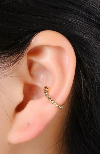 925 Sterling Silver Twisted Ear Cuff. No Piercing Ear Cuff. 14K Gold Plated. - 第 1/8 張圖片