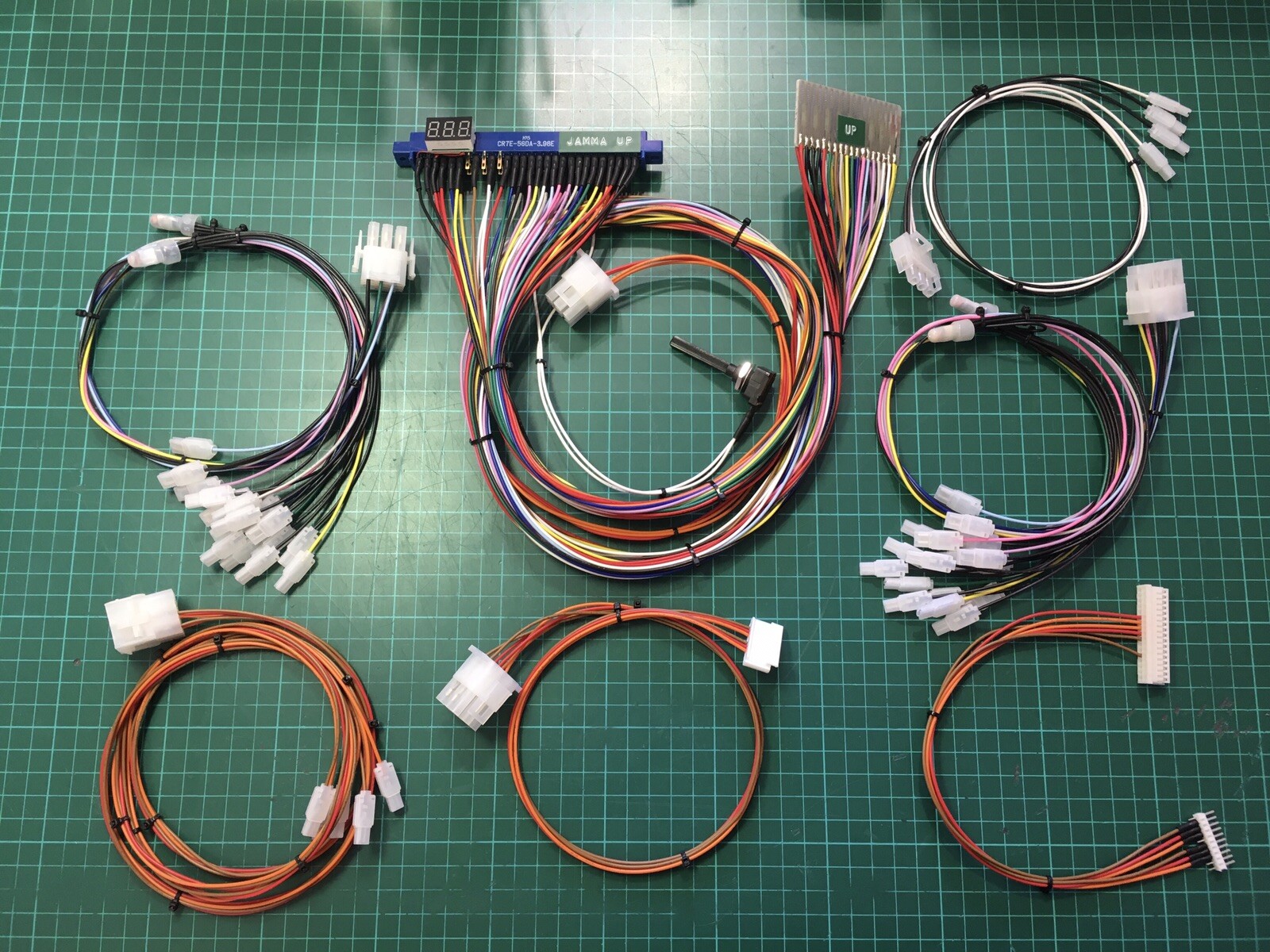 Kit Sega Aero Table Jamma avec Stick Seimitsu LS32 et Câble Kick Harness Capcom CPS1 CPS2