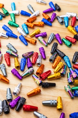 2x Ventilkappen aus eloxiertem Alu Fahrrad Französisch SV Rainbow Bunt Farbig