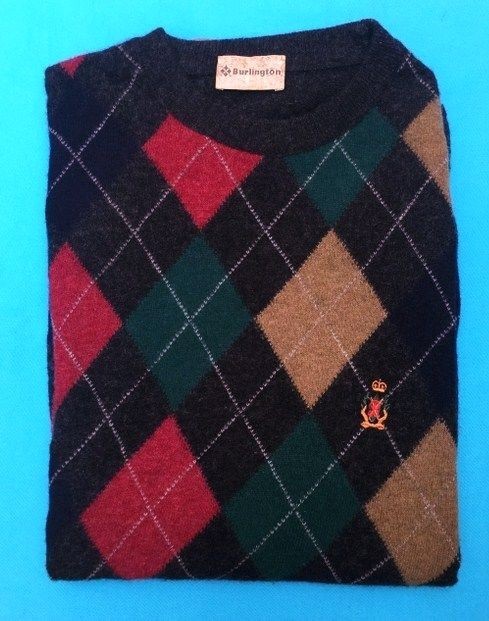 SUPERBE PULL BURLINGTON HIVER A LOSANGE TRES BRITISH CLASSE & CHAUD 100 % LAINE SUPERBE PULL BURLINGTON HIVER A LOSANGE TRES BRITISH CLASSE & CHAUD 100 % LAINE