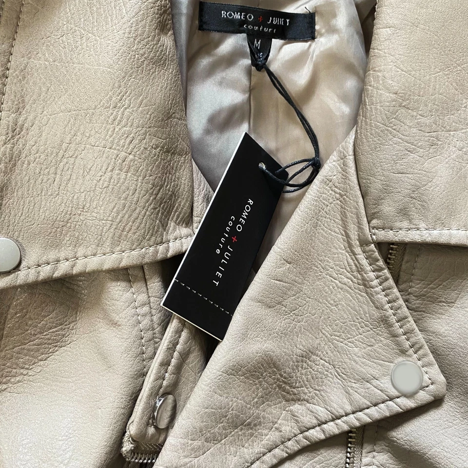 全新带标签 $218- Romeo Juliet Couture Taupe 米色卡其色皮革摩托车夹克 M — 第 3/4 张图片