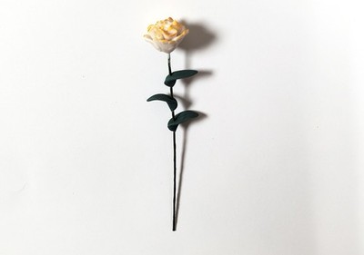 Dollhouse White & Yellow Frosted Carnation Single Stem 1:12 Scale Miniature