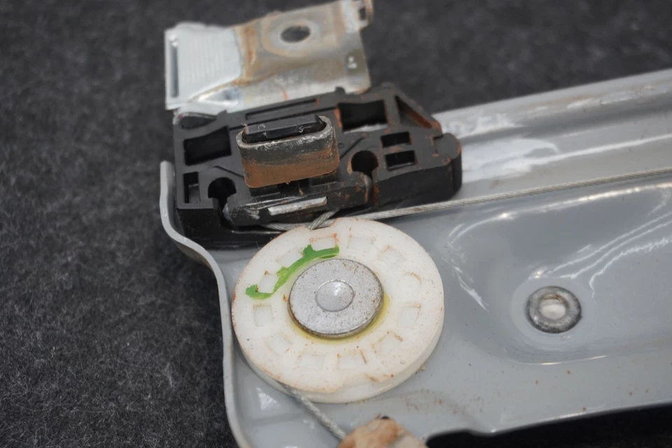 Regulador ventana puerta delantera derecha 84621038 Chevrolet Silverado 3500HD 2015-19 Foto 3 de 4