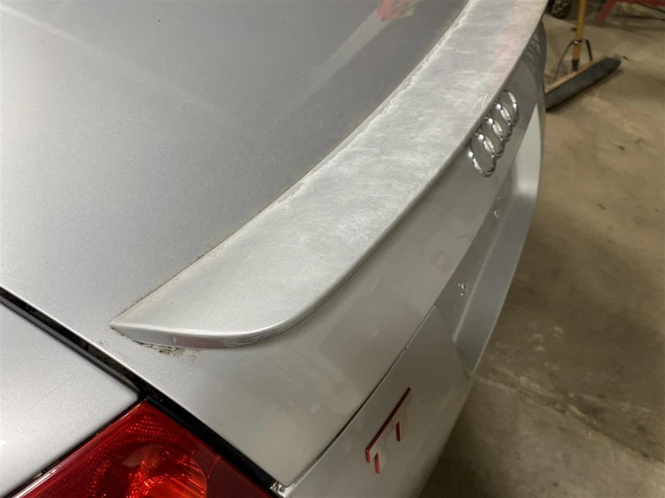 TRUNK LID Audi TT 2000 00 2001 01 2002 02 2003 03 04 05 06 Silver 1428539 Foto 3 de 4