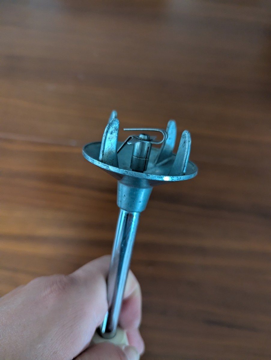Mélangeur à immersion 2-en-1 de Black & Decker, 2 vitesses, 200 W | Canadian Tire