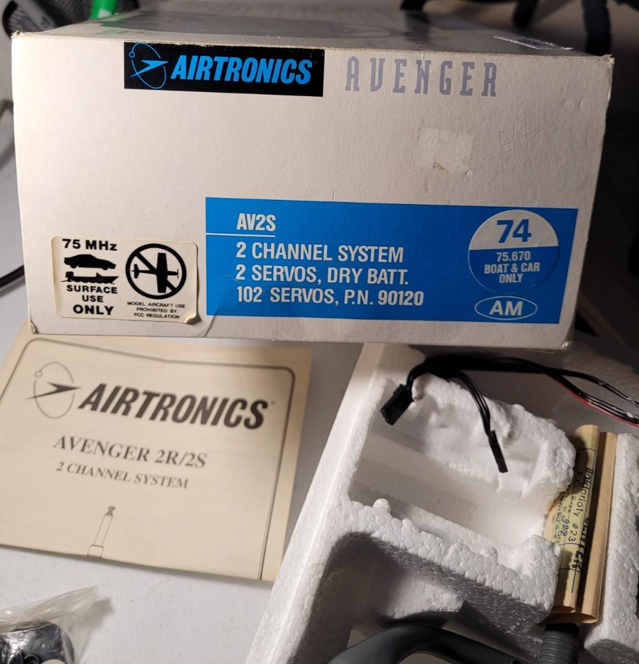Airtronics Avenger AV2S 2-Channel System – 75MHz AM – Servos & Receiver – 1/10 - Image 2 of 4