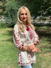 HANDMADE EMBROIDERY Ukraininan national blouse Vyshyvanka