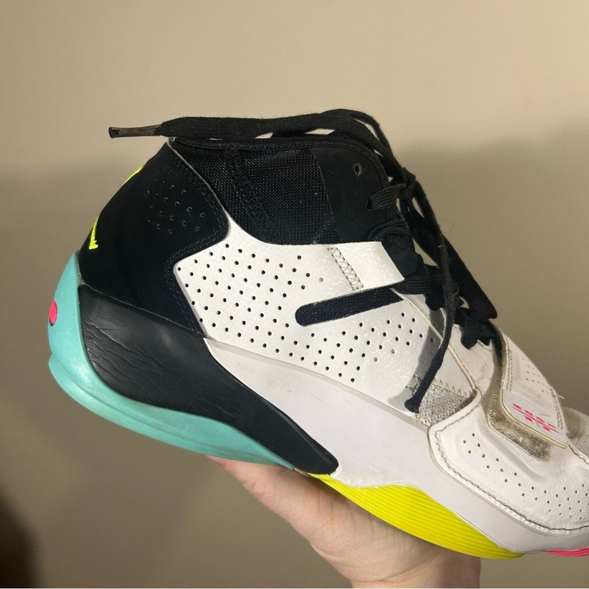Nike Jordan Zion 2 Dynamic Turquoise Athletic Sneakers Men\'s Size 8 Nike Jordan Zion 2 White Volt Dynamic Turquoise Williamson  main image 2
