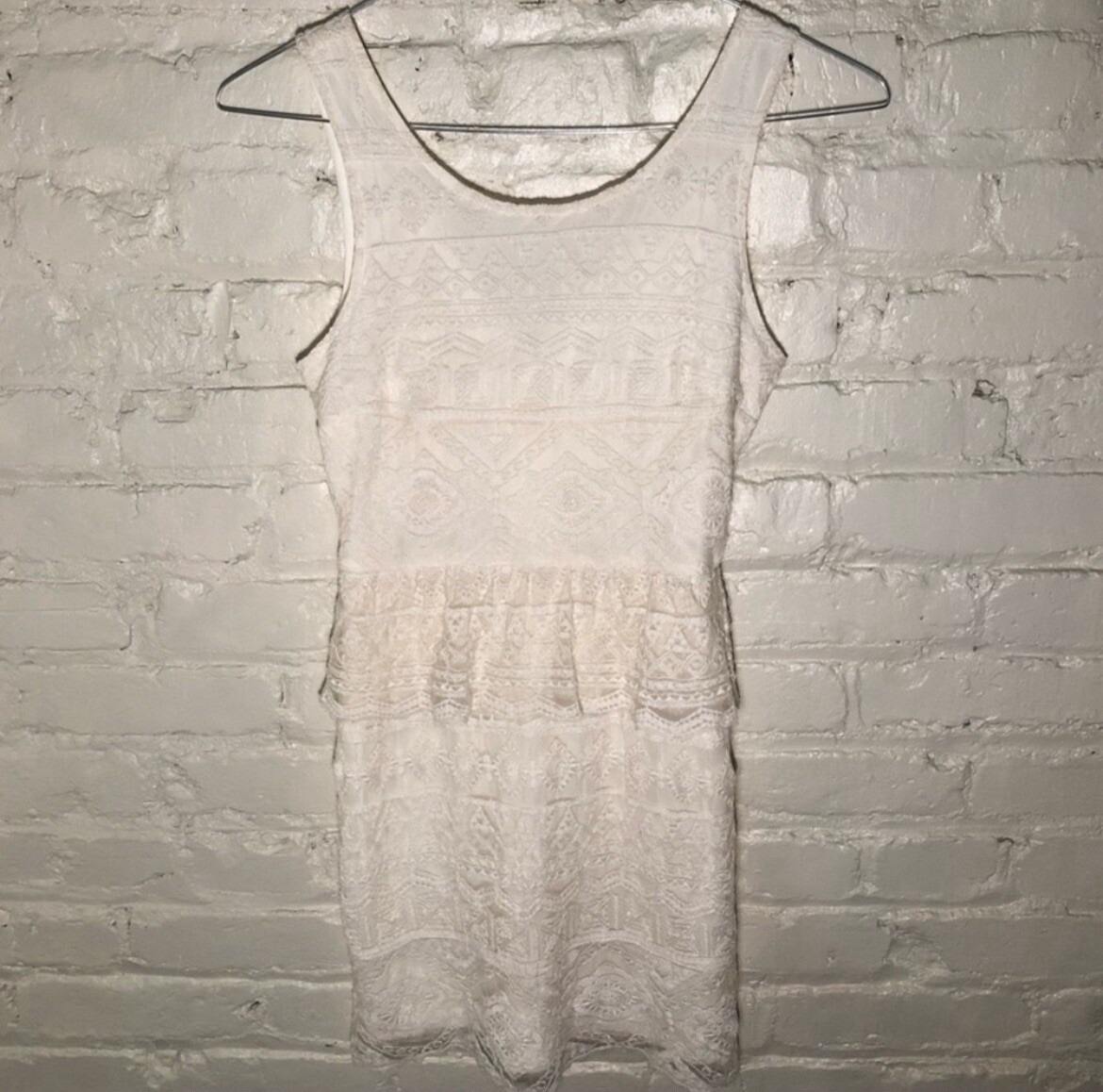 American Eagle - Lace Dress - Size 0