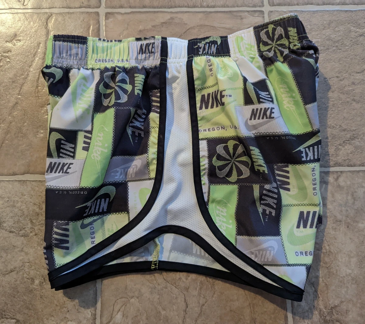 Nike pinwheel best sale shorts