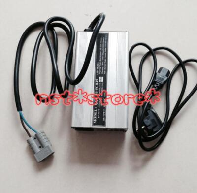 1pcs brand new 12V15A QQE180-5CH49 forklift charger