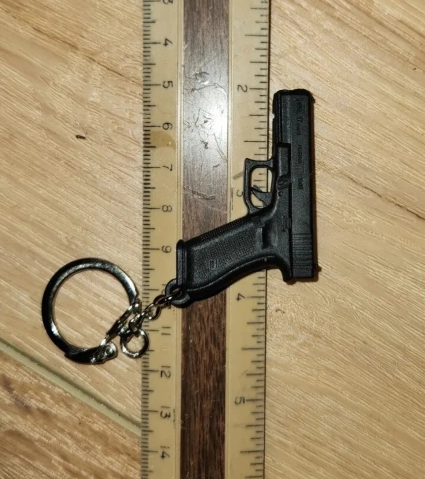 Llavero Glock G17 Gen 5 Mini Pistola Pistola Y Glock Lanyard Camuflado Con Pluma Foto 3 de 4