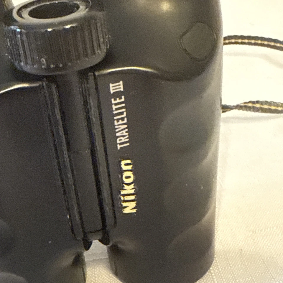 TRAVELITE III Binoculars, made NIKON -10x 25 - Black with case and strap - Image 2 of 4