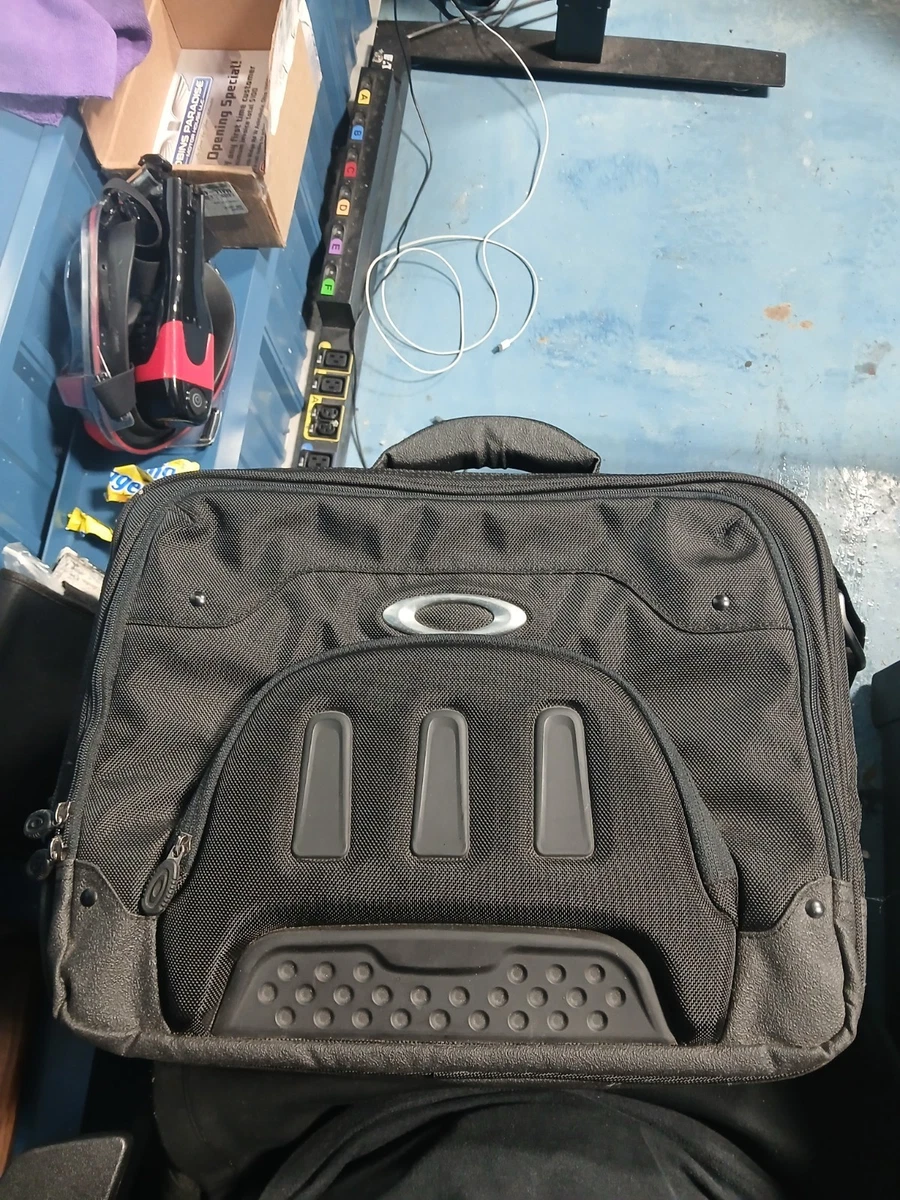 Oakley Men's Laptop Bag for sale | eBay