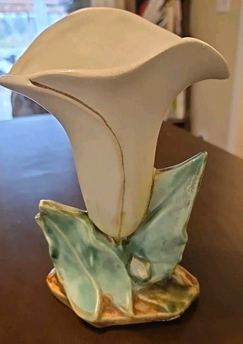 1940’s McCoy USA Art Pottery Single White Calla Lily Green Leaf 8" Vase