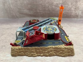 Vintage 1997 Galoob Micro Machines Super Van City Harbor Folding Playset