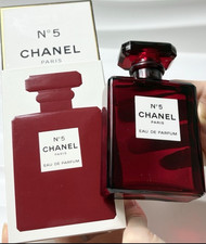 CHANEL No. 5 Eau de Parfum Spray for Women Re...