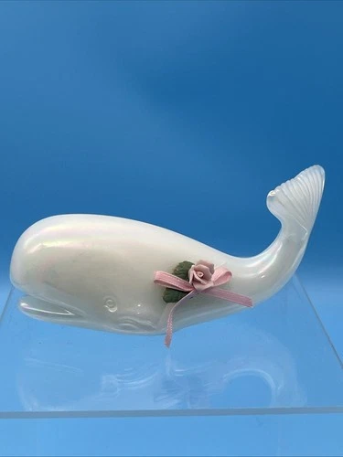 Vtg Fenton Art Glass Pearly Sentiments Mother of Pearl Whale Figurine 5" *chip