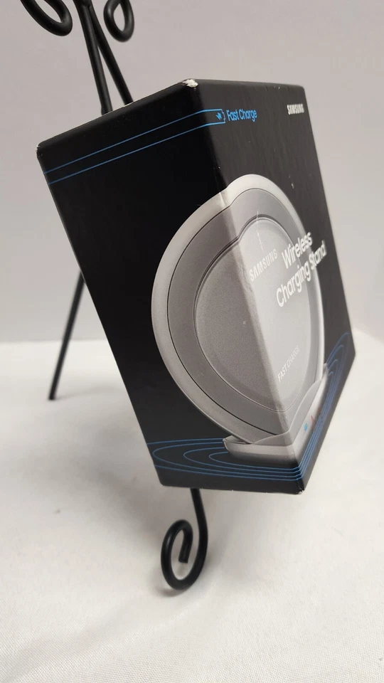 Cargador inalámbrico de carga rápida Samsung negro EP-NG930 Pad-B06 Foto 3 de 4