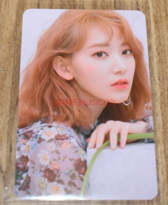 IZ*ONE IZONE HEART*IZ POP-UP STORE OFFICIAL GOODS PHOTO CARD