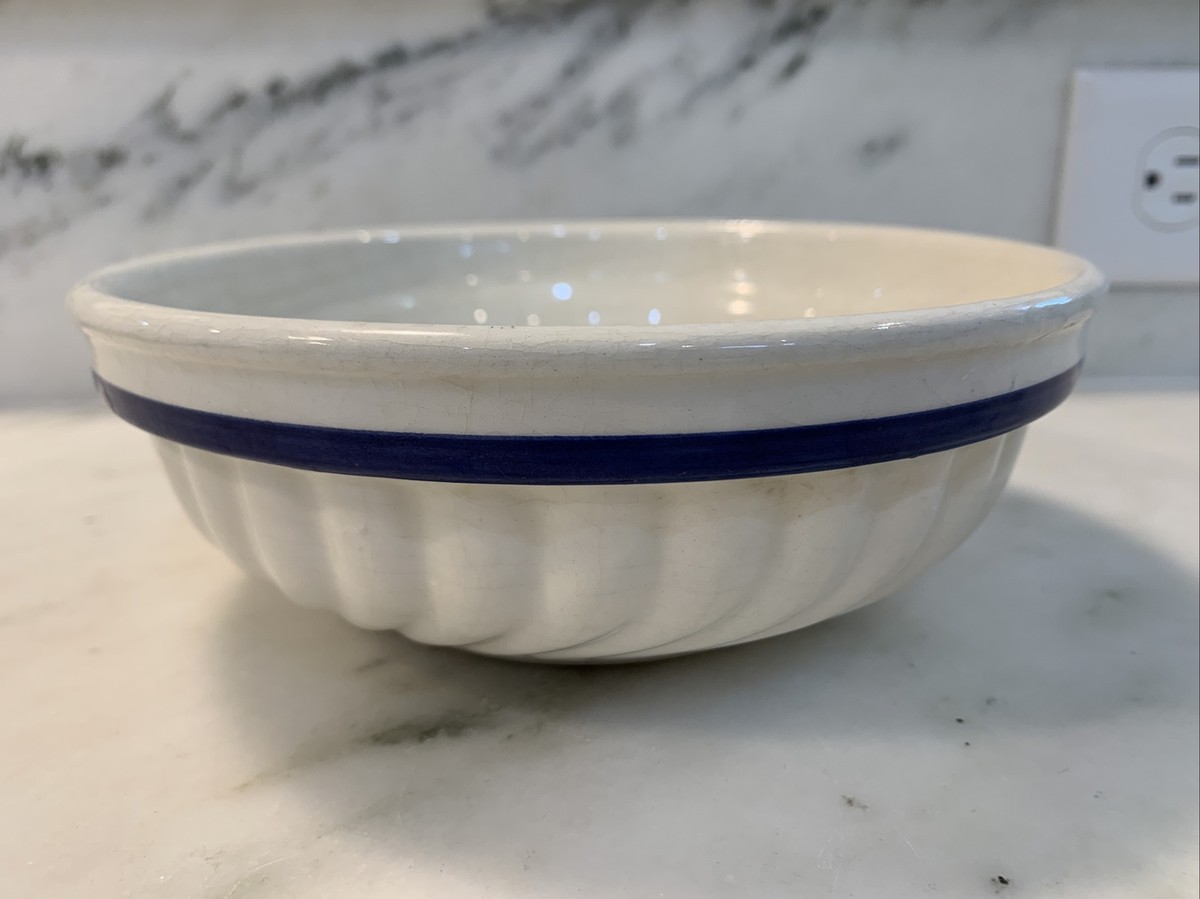 Vintage Ceramica Castellania Italy Serving Bowl 7.25” Ribbed Swirl 