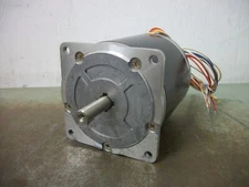 SANYO STEP-SYN STEPPING MOTOR 103-8572-5040 3.7VDC 1.15AMP 0.72 DEG/STEP NOB