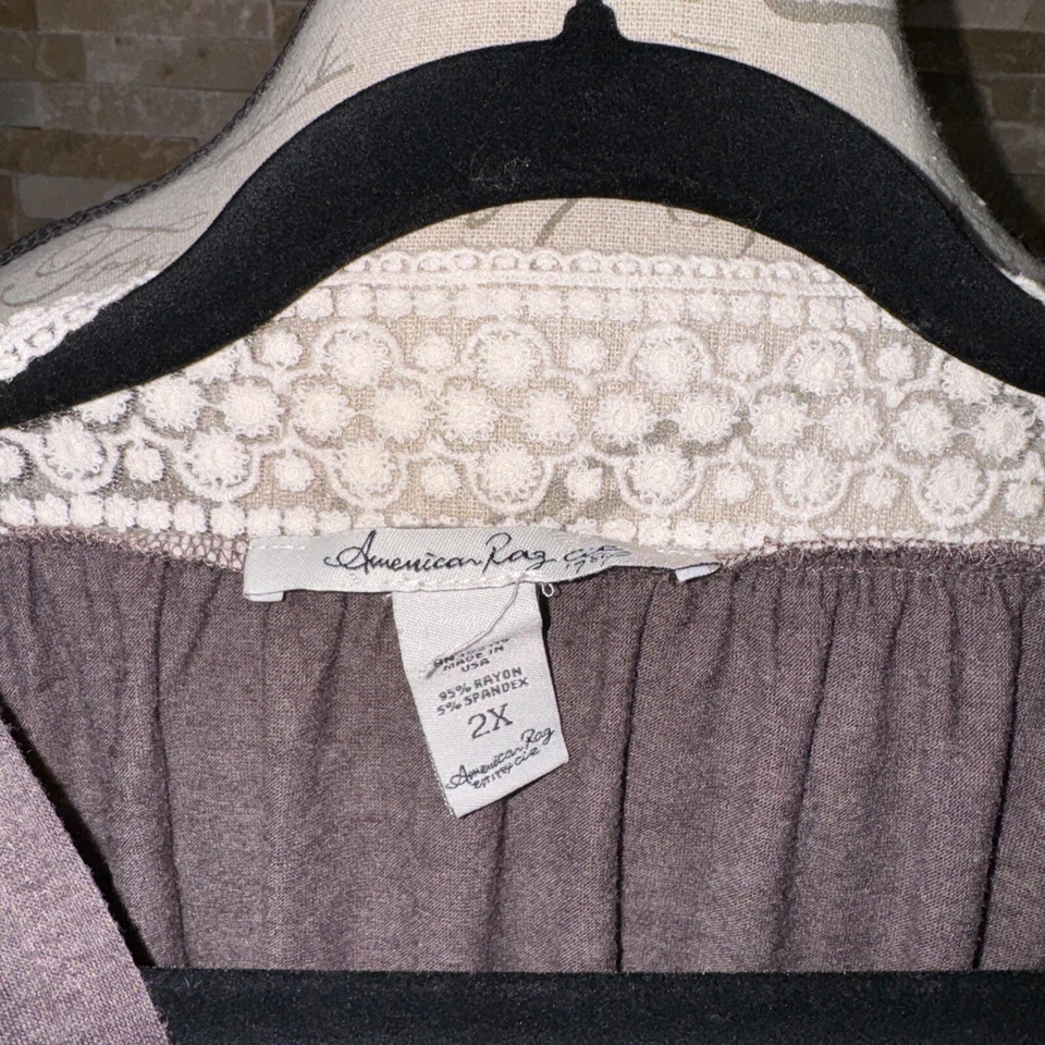 Cárdigan American Rag marrón con ribete de encaje beige frente abierto para mujer talla 2X Foto 2 de 4