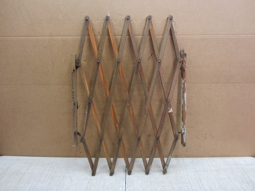 VTG LARGE BIG 5 FEET WOOD WOODEN FOLDING EXPANDING BABY DOG PET GATE ACCORDION