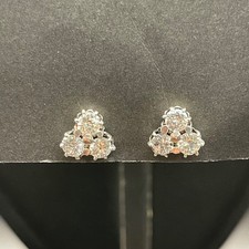 Ladies 9ct White Gold Diamond Stud Earrings