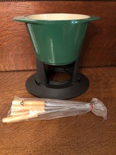 NIB Le Creuset A080 Hunter Green Fondue Set Pot/Stand/Forks
