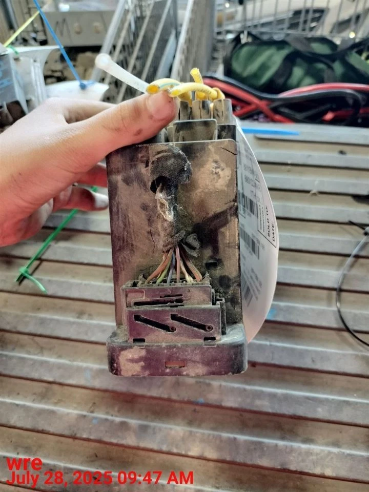 CHASIS CONTROL MODULE 1298000948 1995 MERCEDES-BENZ SL500 - Imagem 2 de 4