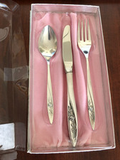 By Oneida toddlers/child community silverplate flatware set rose Pattren