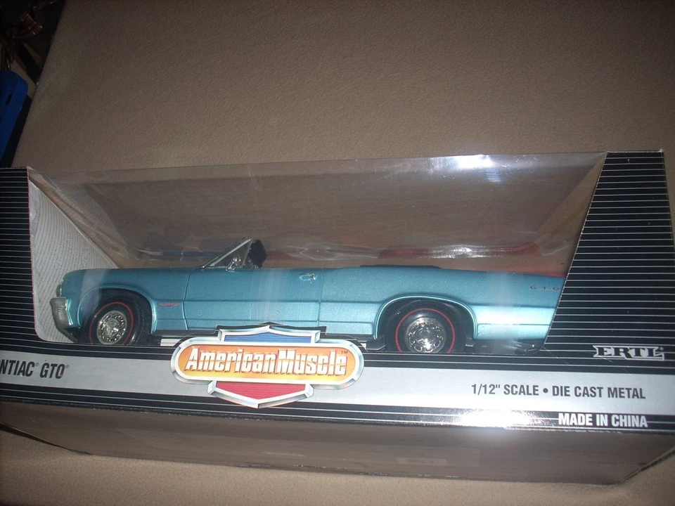 AMERICAN MUSCLE '64 PONTIAC GTO, FUNDIDO A PRESIÓN 1/12, SELLADO, ¡RARO!! Foto 2 de 4