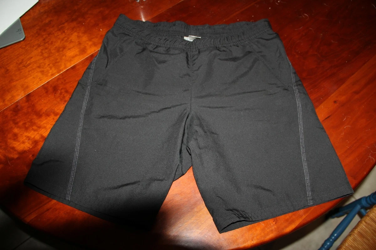 Decathlon short sales noir