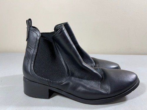 ANKLE BOOTS SIZE 