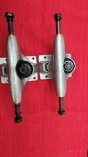 Camions skateboard vierges (lot de 2) argent brut, très bon prix !
