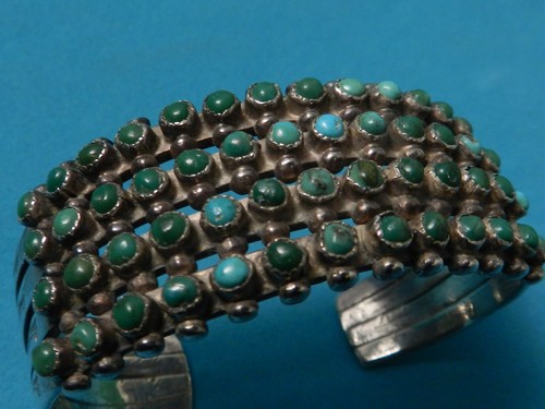 OLD 1930's PAWN ZUNI SNAKE EYE PETIT POINT TURQUOISE & STERLING CUFF BRACELET - Picture 3 of 11