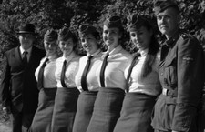 WW II - German  Photo -- -..   League of German Girl - Bdm...