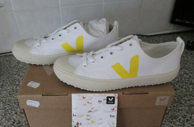 ladies veja trainers uk