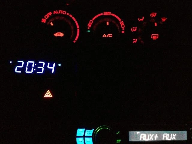 Raro botón de peligro iluminado único OEM Honda Integra DC5 Civic EP3 Acura RSX Foto 3 de 4