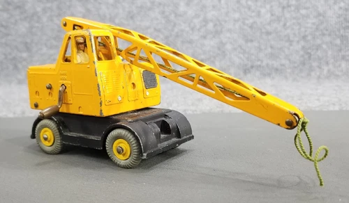 VTG DINKY SUPERTOYS MECCANO COLES MOBILE CRANE DIECAST MADE IN ENGLAND