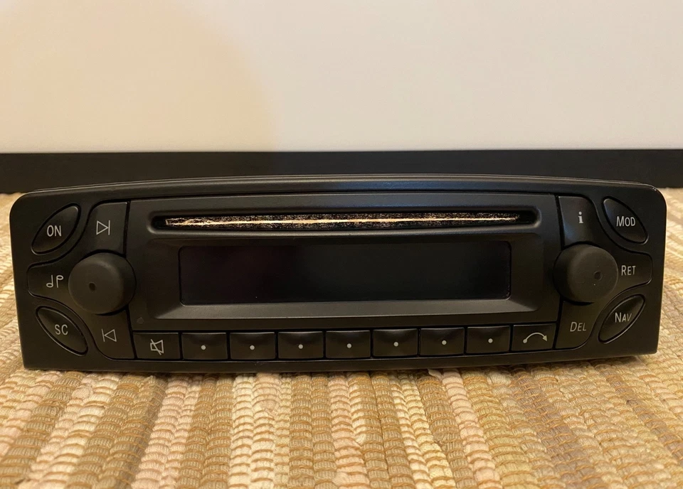 Original Mercedes Audio 30 APS Becker BE4718 Car Radio Faceplate Only - Bild 2 von 4