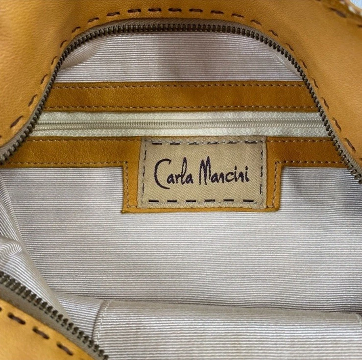 Bolso de hombro de cuero tostado dorado Carla Mancini Foto 3 de 4