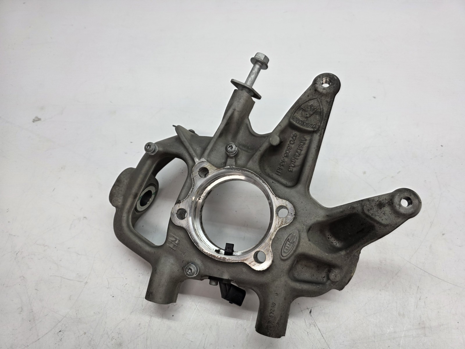 LAMBORGHINI AVENTADOR LP740 S 770 SVJ REAR RIGHT SPINDLE KNUCKLE HUB 470505434H