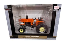 SpecCast Allis-Chalmers 6060 Tractor with Radio 1/16 SCT 946