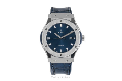 Hublot Classic Fusion 542.NX.7170.LR 42 mm Blue Dial