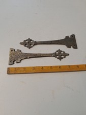 fałszywe płyty zawiasowe metalowe 2 cyfry, mają więcej.
