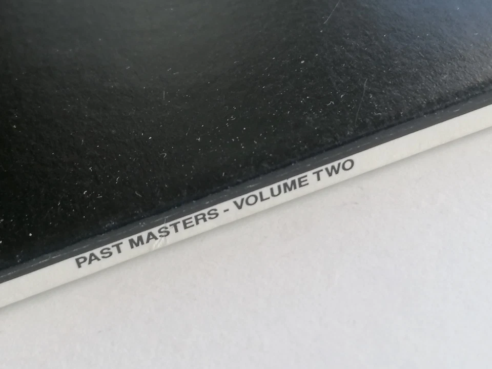 THE BEATLES 1988 PAST MASTERS VOLIMES ONE & TWO   SOUTH AFRICAN PRESSING - Image 4 of 4