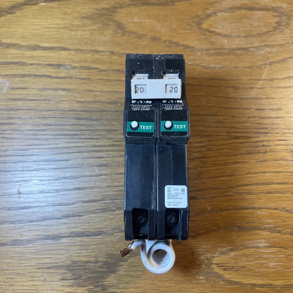 Eaton CHn220caf Circuit Breaker Ch Combination AFCI Double Pole 20Amp In Box - Image 2 of 4